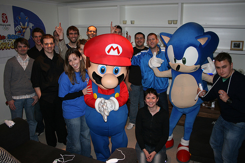 Bloggers with Mario and Sonic at the Wii Flat