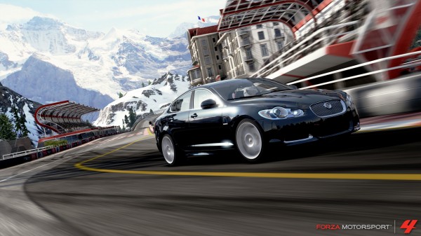 Forza Motorsport 4 2010 Jaguar XFR