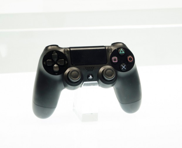 PlayStation 4 - DualShock 4